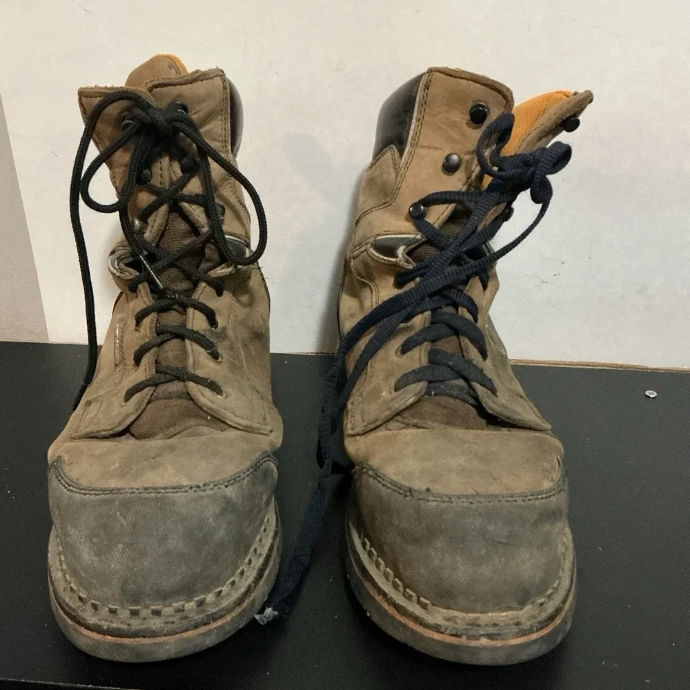 Ridgecut Brown Steel Toe Boots Mens 11 M RCT004TS Mismatched Laces
